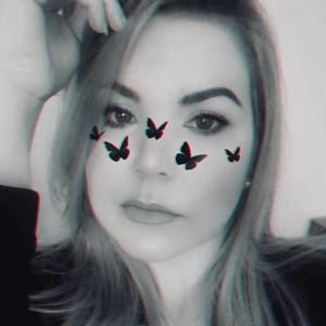 Meet your Posher, Angie